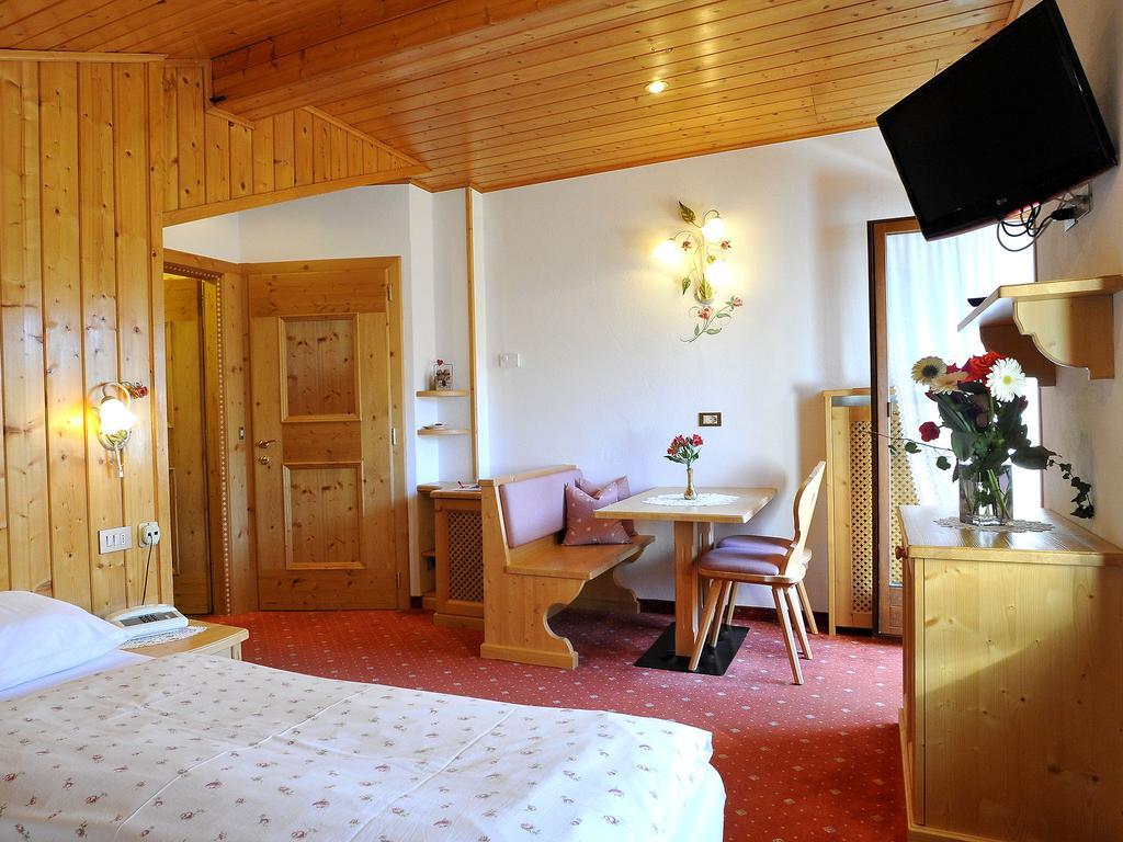 Hotel Cesa Padon Arabba Bagian luar foto